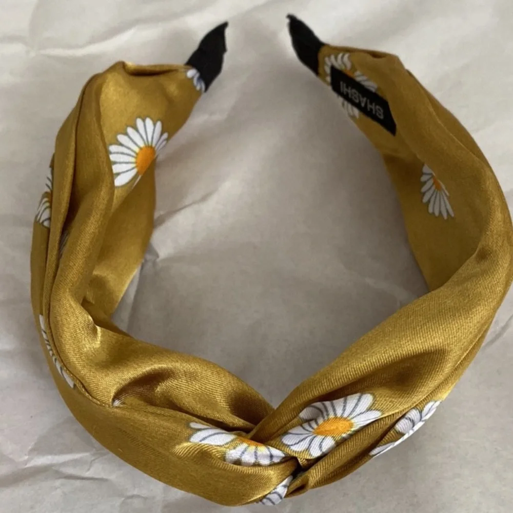 SHASHI Daisy Print Headband